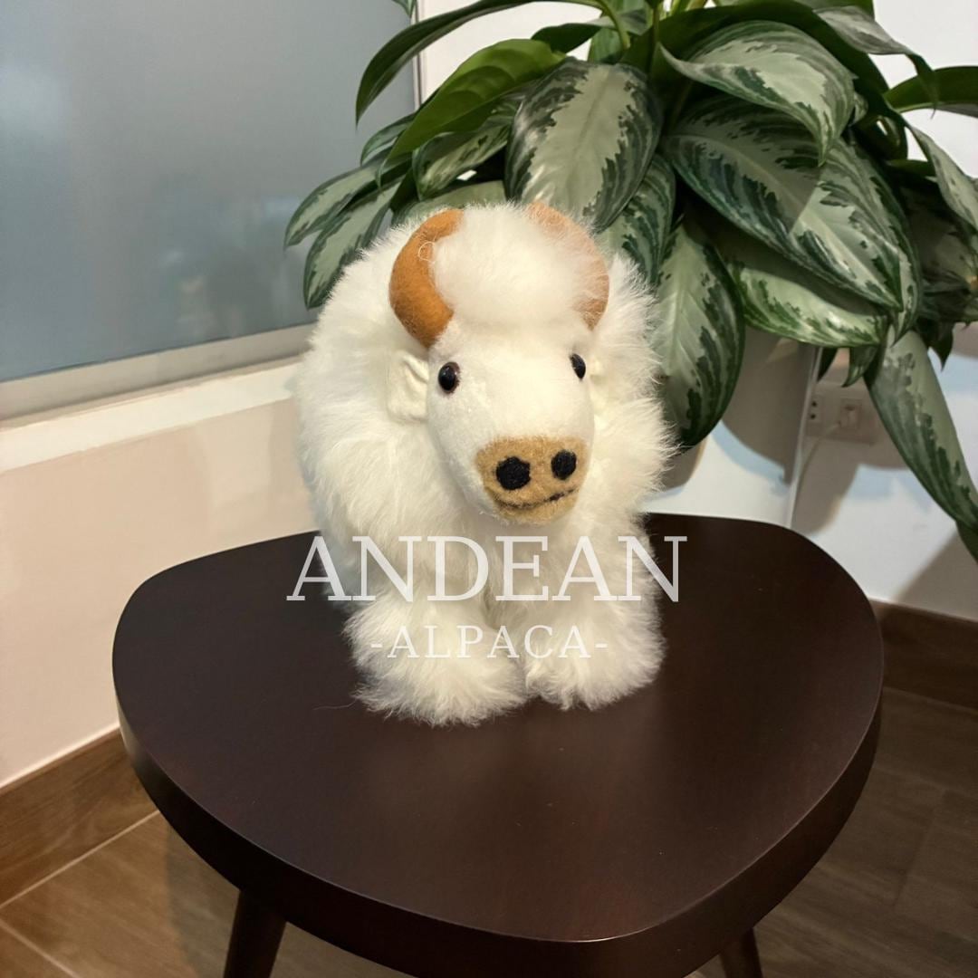 Handmade baby alpaca buffalo. Soft plush toy, 100% alpaca fur. Peruvian gift. Handmade souvenir - Brown