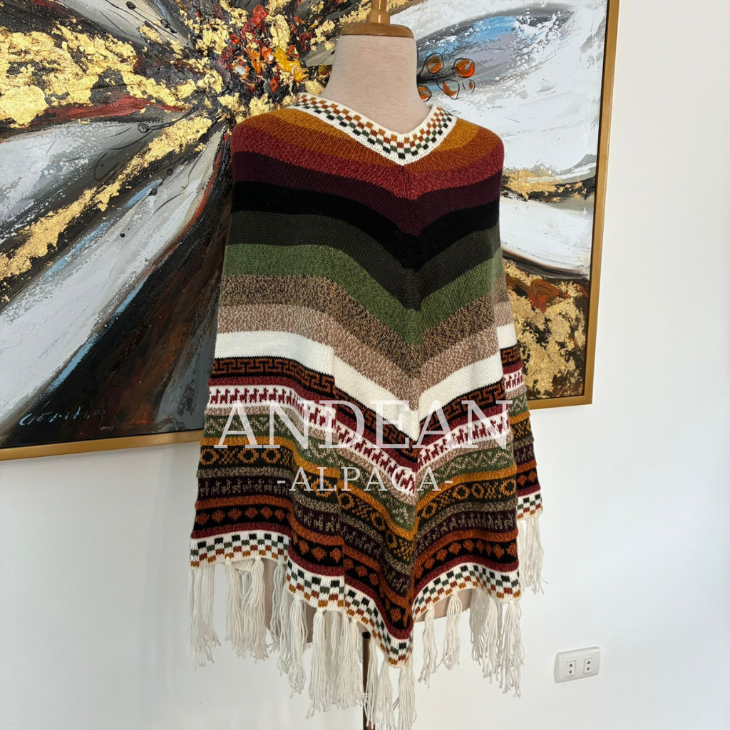 Handmade Peruvian Poncho / Warm Unisex Peruvian Alpaca Wool Poncho / Andean Poncho for Men and Women