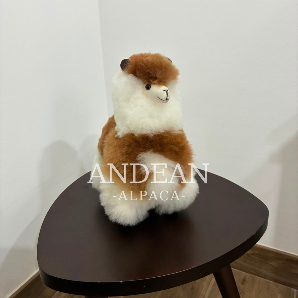Baby Alpaca Figurine – Handmade Andean Ornament, Soft Alpaca Fur Toy - White