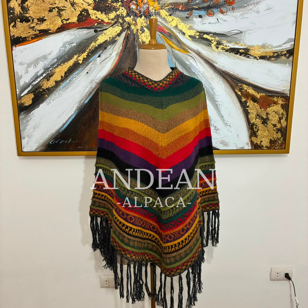 Handmade Peruvian Poncho / Warm Unisex Peruvian Alpaca Wool Poncho / Andean Poncho for Men and Women - Design 4