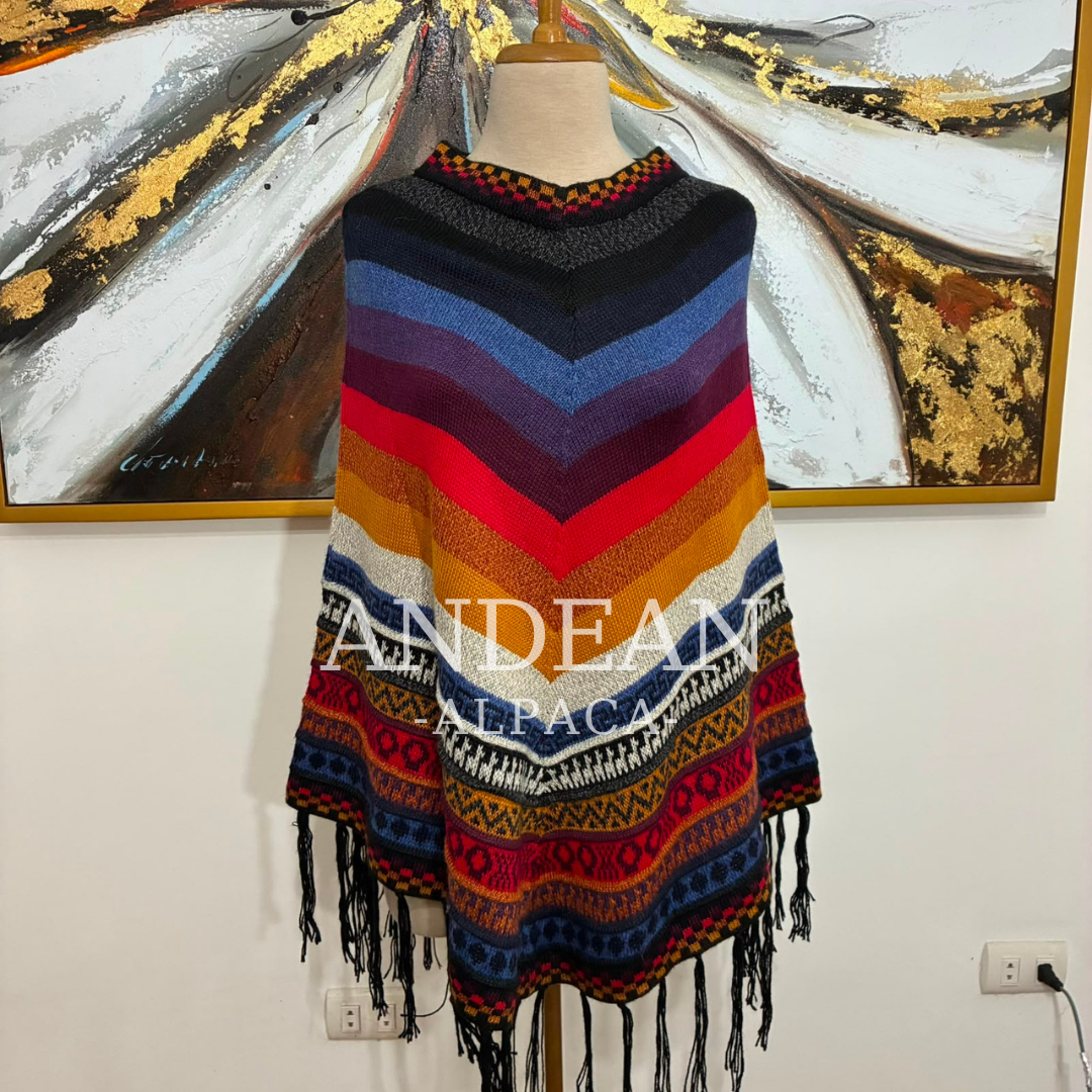 Handmade Peruvian Poncho / Warm Unisex Peruvian Alpaca Wool Poncho / Andean Poncho for Men and Women - Design 4