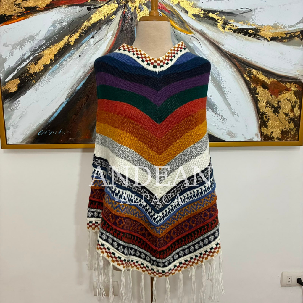 Handmade Peruvian Poncho / Warm Unisex Peruvian Alpaca Wool Poncho / Andean Poncho for Men and Women - Design 1