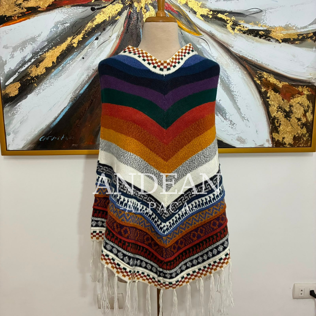 Handmade Peruvian Poncho / Warm Unisex Peruvian Alpaca Wool Poncho / Andean Poncho for Men and Women - Design 4