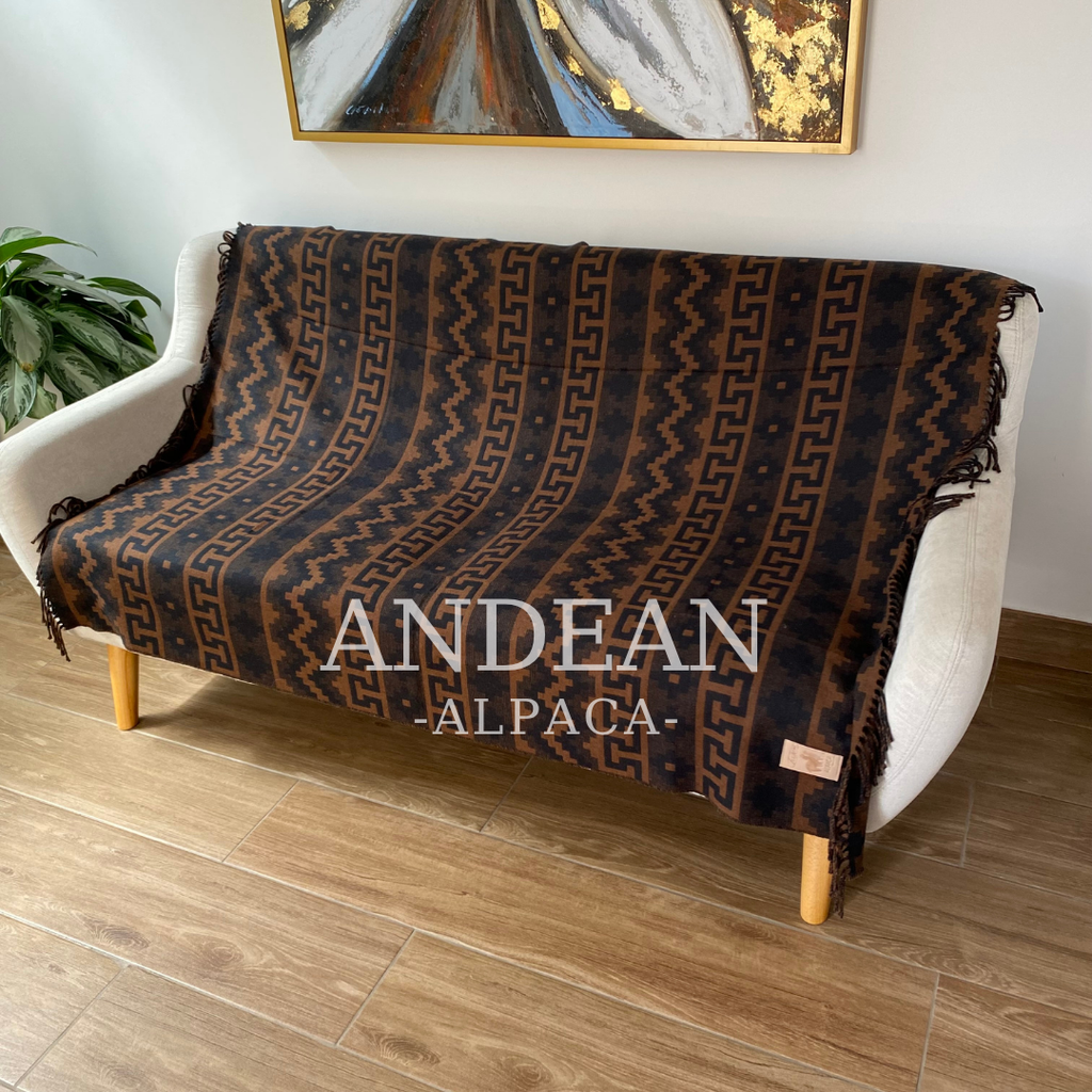 Handwoven Alpaca Blanket: Peruvian Throw, Boho Home Decor - Blue
