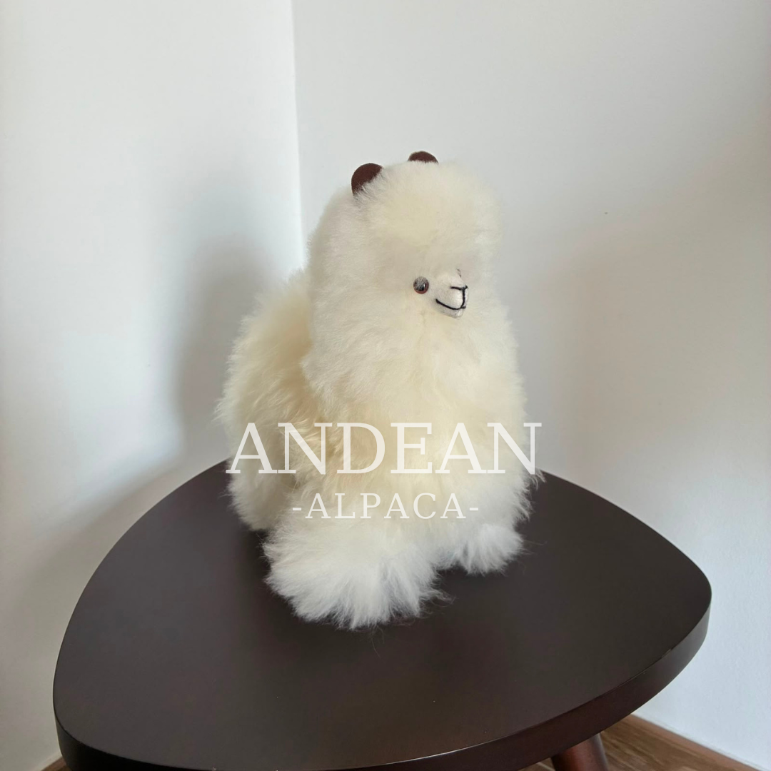 Baby Alpaca Figurine – Handmade Andean Ornament, Soft Alpaca Fur Toy - White