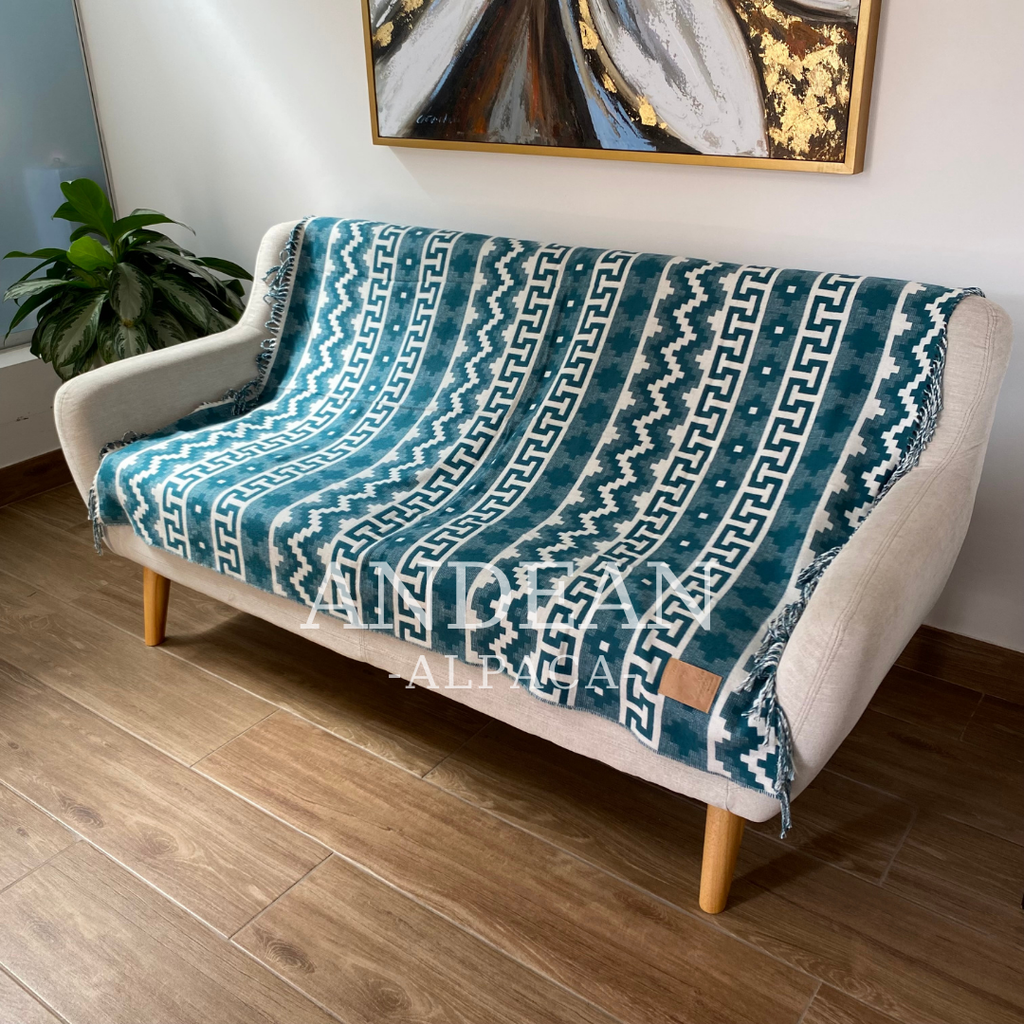 Handwoven Alpaca Blanket: Peruvian Throw, Boho Home Decor - Blue