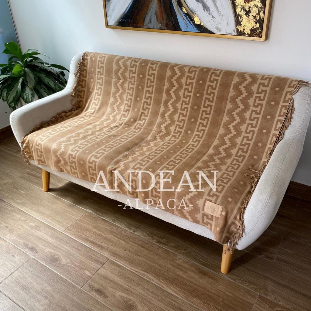 Handwoven Alpaca Blanket: Peruvian Throw, Boho Home Decor - Blue