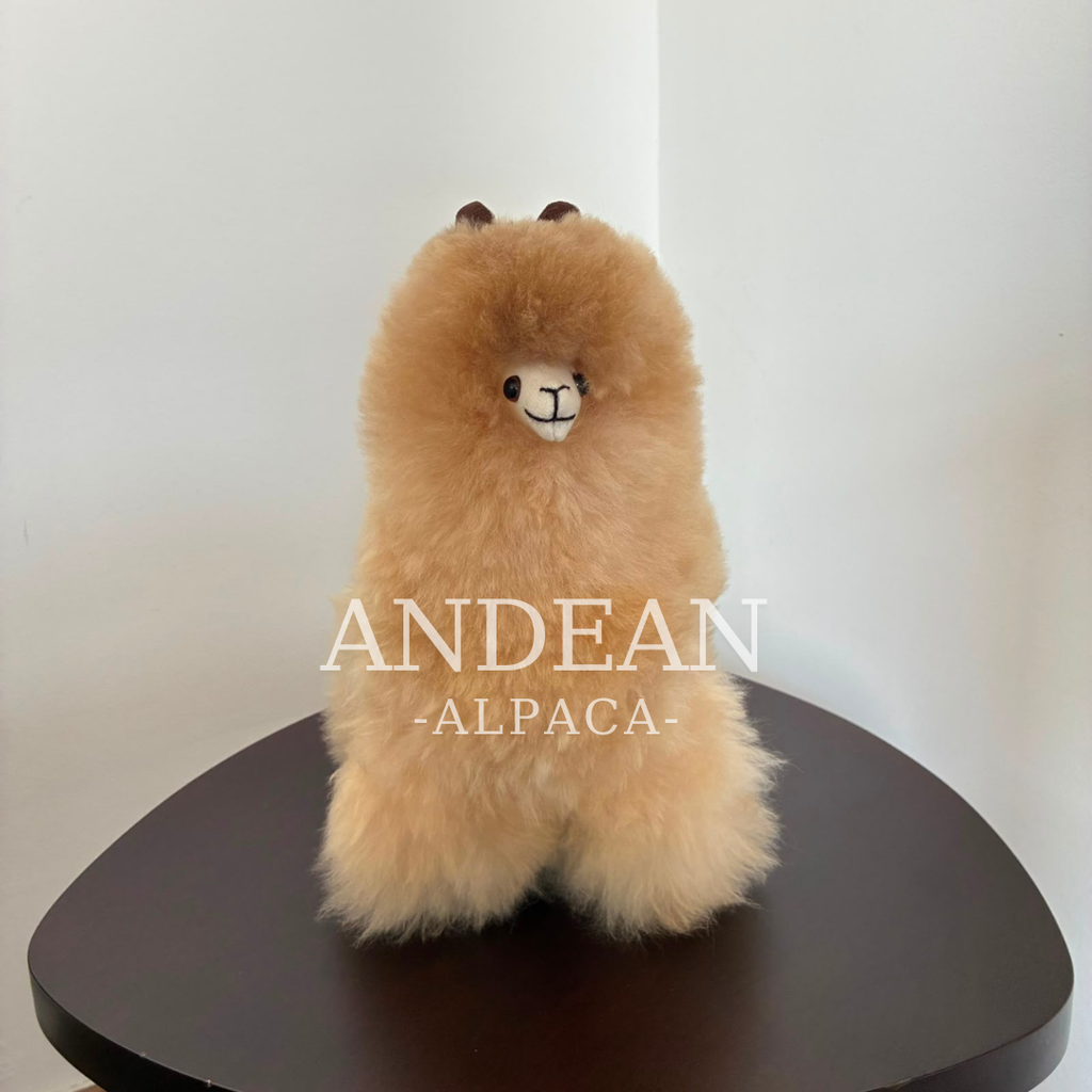 Baby Alpaca Figurine – Handmade Andean Ornament, Soft Alpaca Fur Toy - White