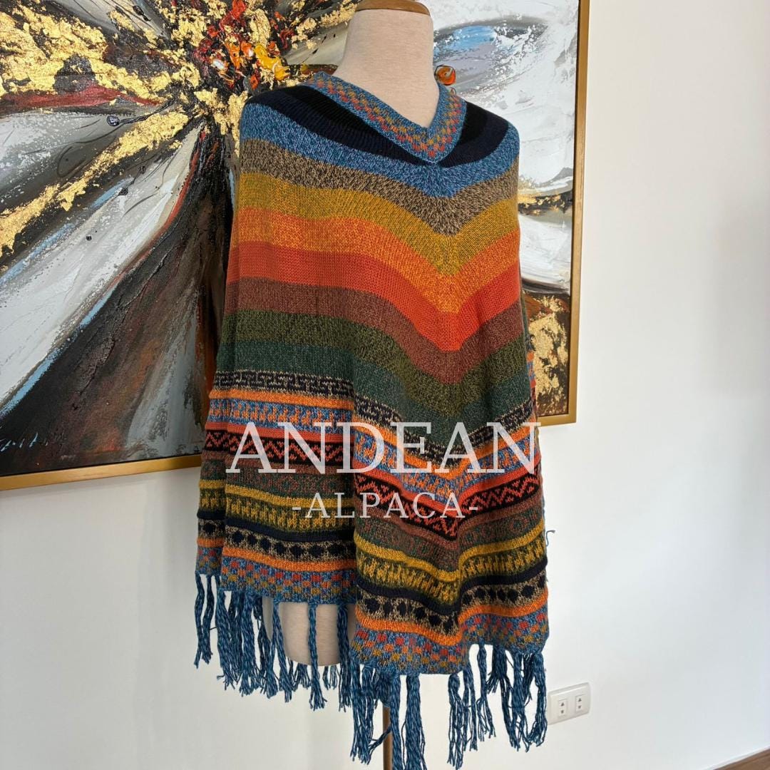 Handmade Peruvian Poncho / Warm Unisex Peruvian Alpaca Wool Poncho / Andean Poncho for Men and Women