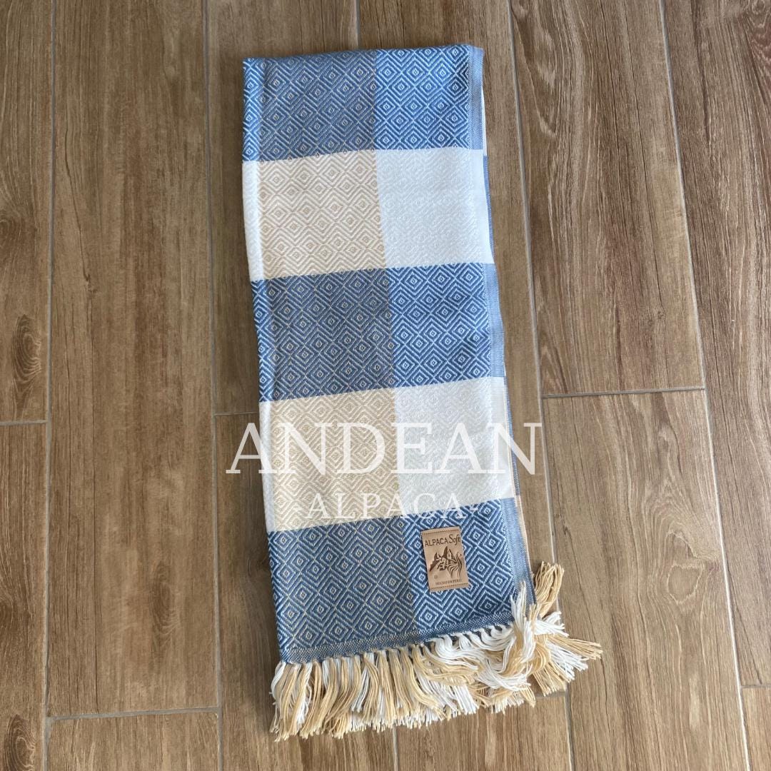 Manta de alpaca tejida a mano: textil andino, decoración bohemia