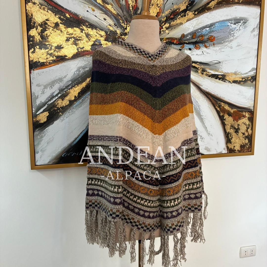 Handmade Peruvian Poncho / Warm Unisex Peruvian Alpaca Wool Poncho / Andean Poncho for Men and Women